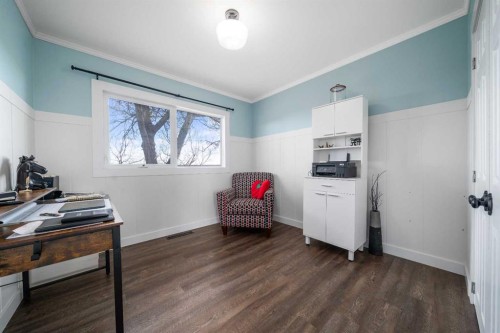 94075 Range Road 115, Burdett, AB - Indoor
