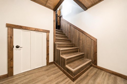 94075 Range Road 115, Burdett, AB - Indoor Photo Showing Other Room