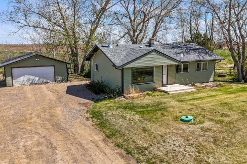 94075 Range Road 115, Burdett, AB - Outdoor
