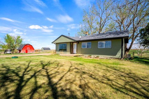 94075 Range Road 115, Burdett, AB - Outdoor