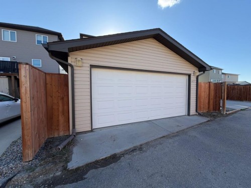 527 Moonlight Lane West, Lethbridge, AB - Outdoor With Exterior