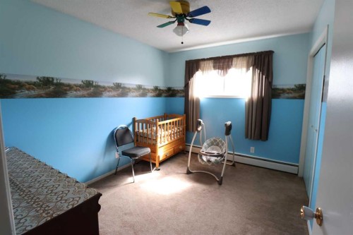 145004 Rr164, Vauxhall, AB - Indoor