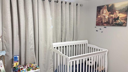 208 3Rd Avenue East, Bow Island, AB - Indoor