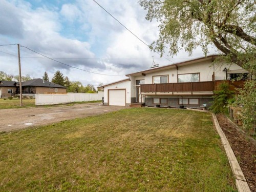 120S 300E, Raymond, AB - Outdoor With Deck Patio Veranda