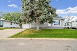 5716 53 Street Taber, AB T1G 1W5