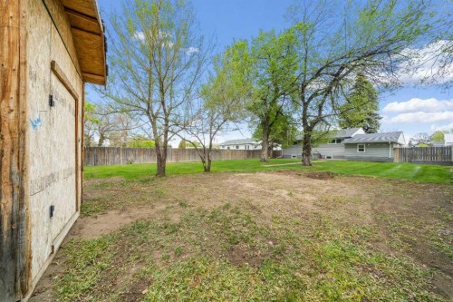 5716 53 Street, Taber, AB - Outdoor