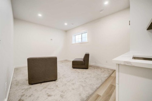 393 Rivergrove Chase West, Lethbridge, AB - Indoor Photo Showing Other Room