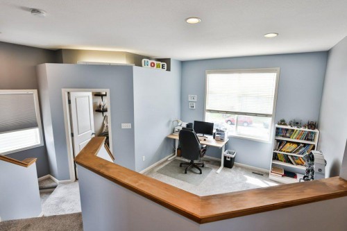 573 Squamish Lane West, Lethbridge, AB - Indoor Photo Showing Other Room