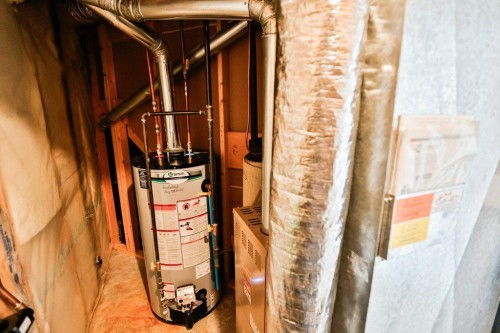 573 Squamish Lane West, Lethbridge, AB - Indoor Photo Showing Basement