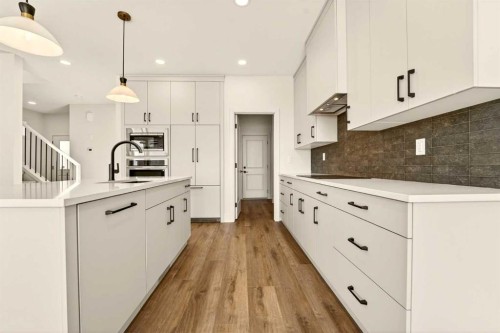 3105 44 Street South, Lethbridge, AB - Indoor Photo Showing Kitchen With Upgraded Kitchen