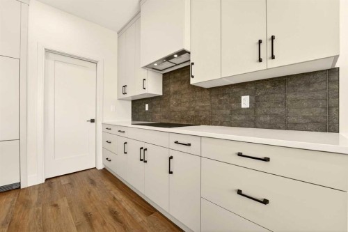 3105 44 Street South, Lethbridge, AB - Indoor Photo Showing Kitchen