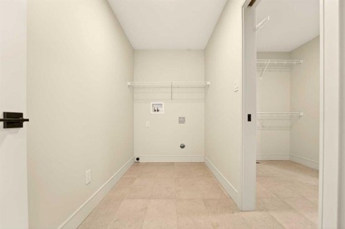 3105 44 Street South, Lethbridge, AB - Indoor