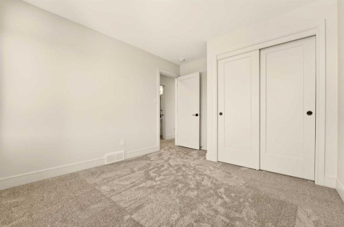 3105 44 Street South, Lethbridge, AB - Indoor Photo Showing Other Room