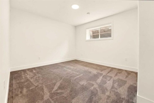 8619 25 Avenue, Coleman, AB - Indoor Photo Showing Other Room