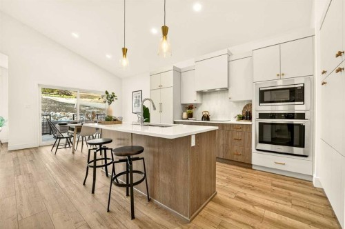 8619 25 Avenue, Coleman, AB - Indoor Photo Showing Kitchen With Upgraded Kitchen