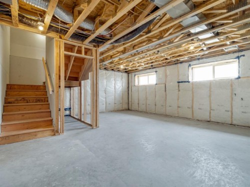 554 Malahat Green West, Lethbridge, AB - Indoor Photo Showing Basement