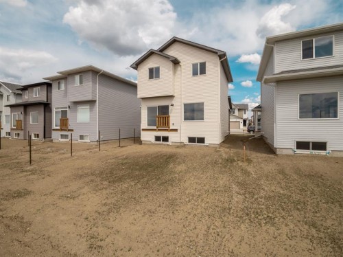 554 Malahat Green West, Lethbridge, AB - Outdoor