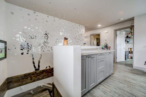 8501 21 Avenue, Coleman, AB - Indoor