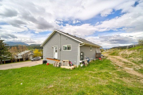 8501 21 Avenue, Coleman, AB - Outdoor