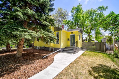 1236 8A Avenue SOUTH Lethbridge, AB T1J 1S5