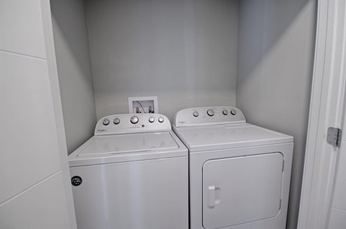 963 Miners Boulevard West, Lethbridge, AB - Indoor Photo Showing Laundry Room
