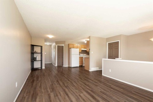 15 Blackfoot Boulevard West, Lethbridge, AB - Indoor