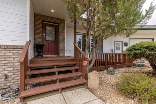 194043 Twp 120, Rural Lethbridge County, AB - Outdoor With Deck Patio Veranda With Exterior