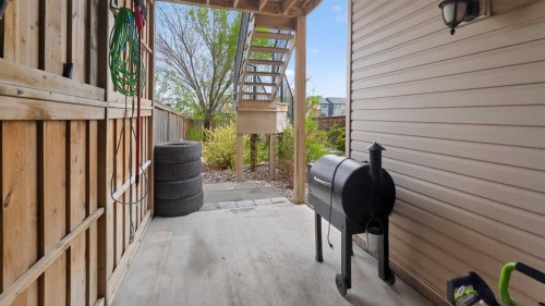 751 Silkstone Close West, Lethbridge, AB - Outdoor With Exterior