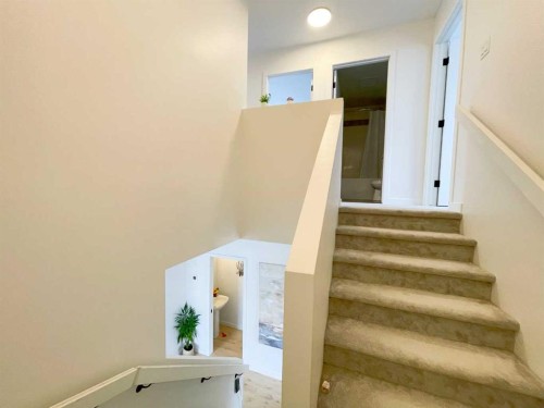 4310 28 Avenue South, Lethbridge, AB 