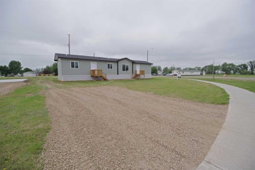 625 3 Avenue, Hays, AB - Outdoor