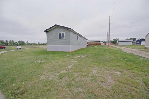 625 3 Avenue, Hays, AB - Outdoor