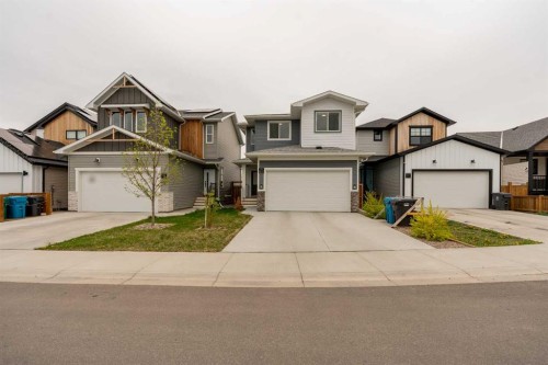 95 Blackwolf Pass NORTH Lethbridge, AB T1H 7H8