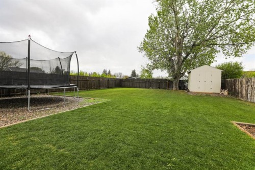 40 S 100 East, Raymond, AB - Outdoor