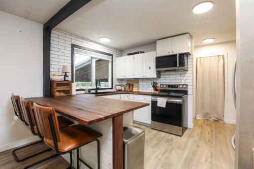 40 S 100 East, Raymond, AB - Indoor