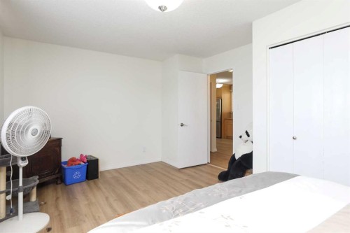 101 Temple Boulevard West, Lethbridge, AB - Indoor Photo Showing Bedroom