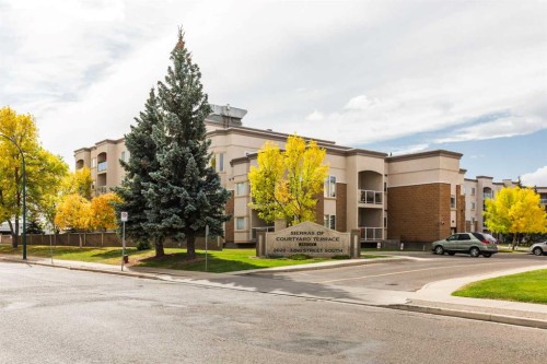 416-2020 32 Street South, Lethbridge, AB - Outdoor With Balcony