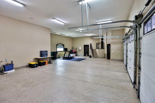 312 Sandstone Point South, Lethbridge, AB - Indoor