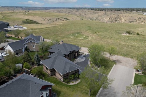 312 Sandstone Point South, Lethbridge, AB - Outdoor With View