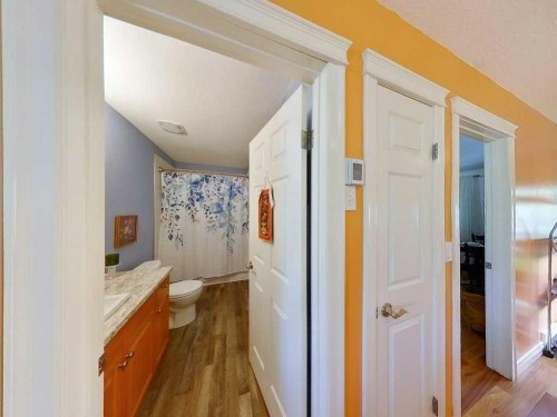 16 Mountview Place, Granum, AB - Indoor