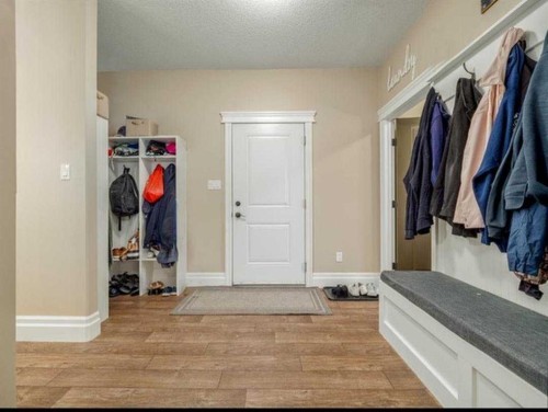 521 12Th Avenue West, Barnwell, AB 