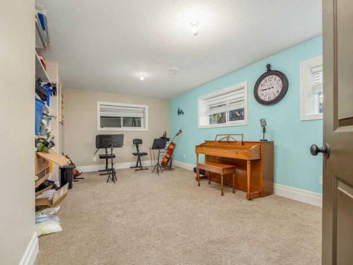 521 12Th Avenue West, Barnwell, AB 