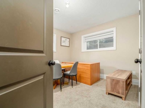 521 12Th Avenue West, Barnwell, AB 