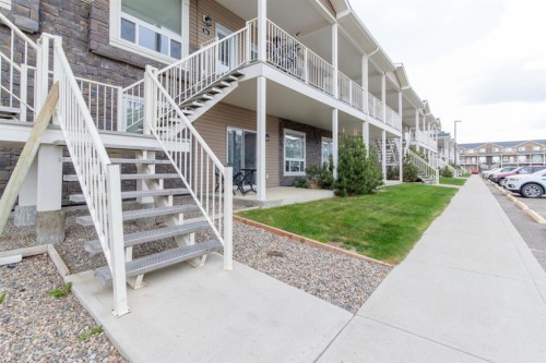69-51 Keystone Terrace West, Lethbridge, AB - Outdoor With Balcony With Facade