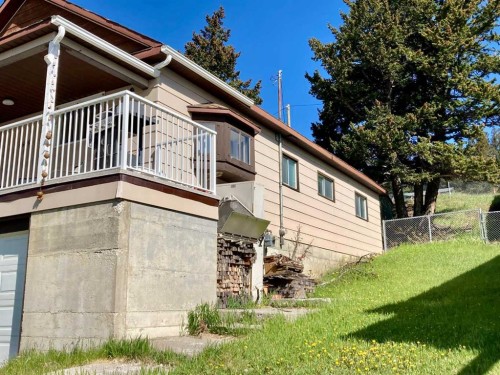 6525 21 Avenue, Coleman, AB - Outdoor