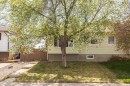52 Trent Road West, Lethbridge, AB  - Outdoor 