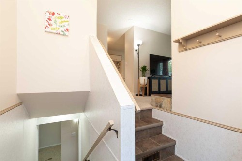52 Trent Road West, Lethbridge, AB - Indoor Photo Showing Other Room
