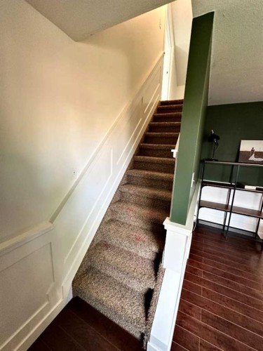 2108 15, Coaldale, AB - Indoor Photo Showing Other Room
