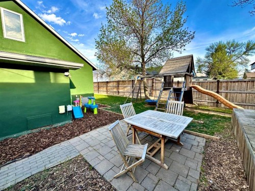 2108 15, Coaldale, AB - Outdoor