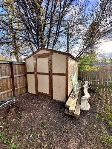 2108 15, Coaldale, AB - Outdoor