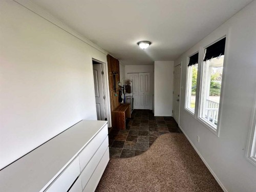 2108 15, Coaldale, AB - Indoor Photo Showing Other Room
